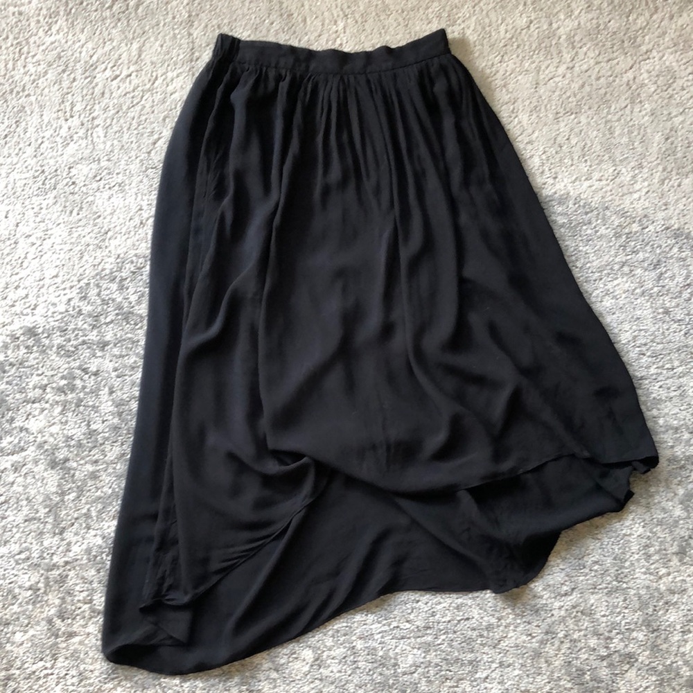 TALULA Aritzia Flowy Black Skirt Sz Small
